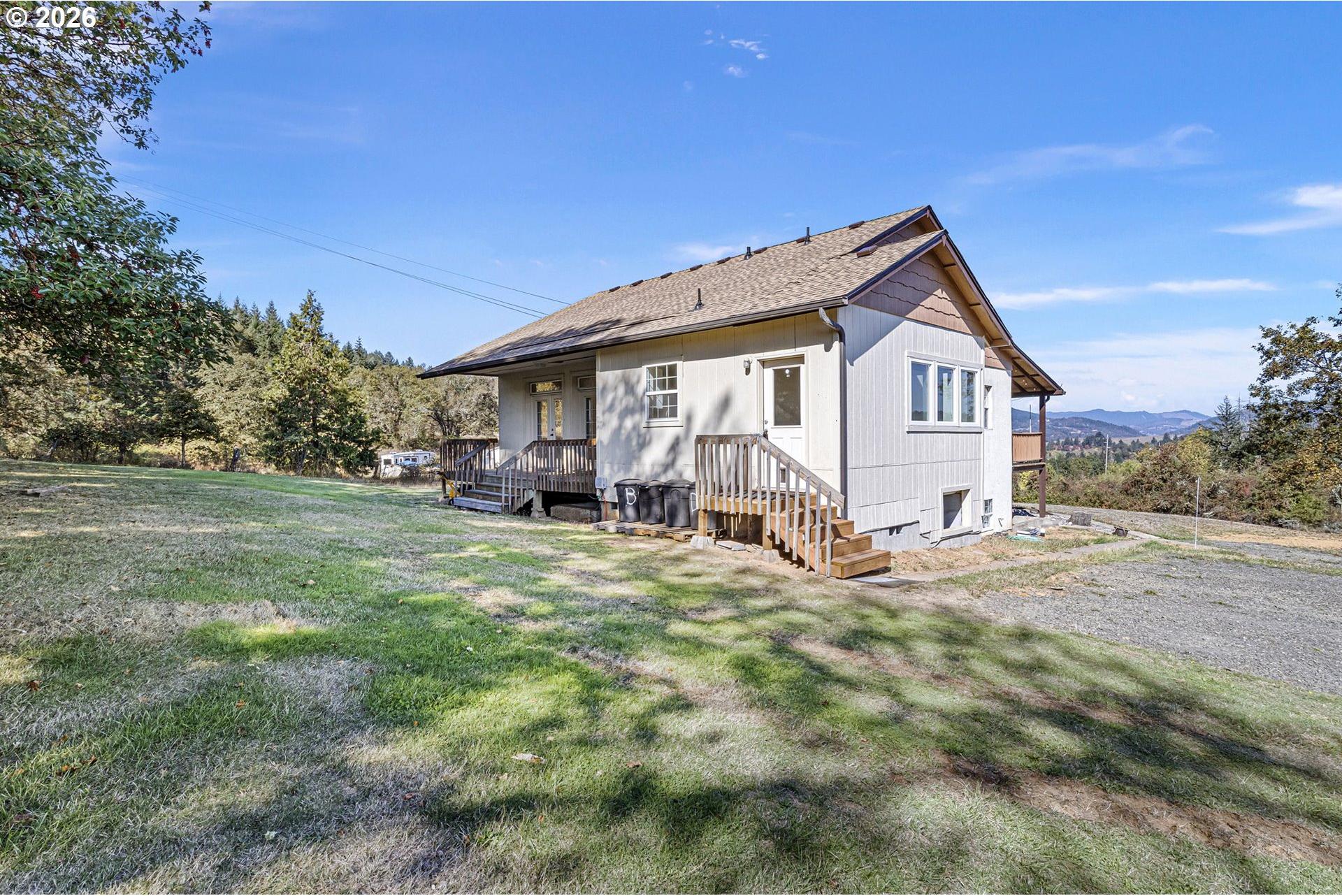 407 Plat M Road Sutherlin, OR 97479 - Photo 5 of 48 Gallery Image 5