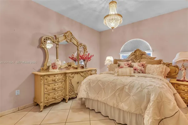 $876,500 | 16037 Northwest 77th Place, Miami Lakes, FL 33016