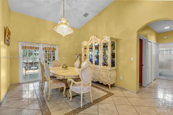 $876,500 | 16037 Northwest 77th Place, Miami Lakes, FL 33016