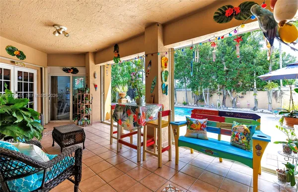 $876,500 | 16037 Northwest 77th Place, Miami Lakes, FL 33016