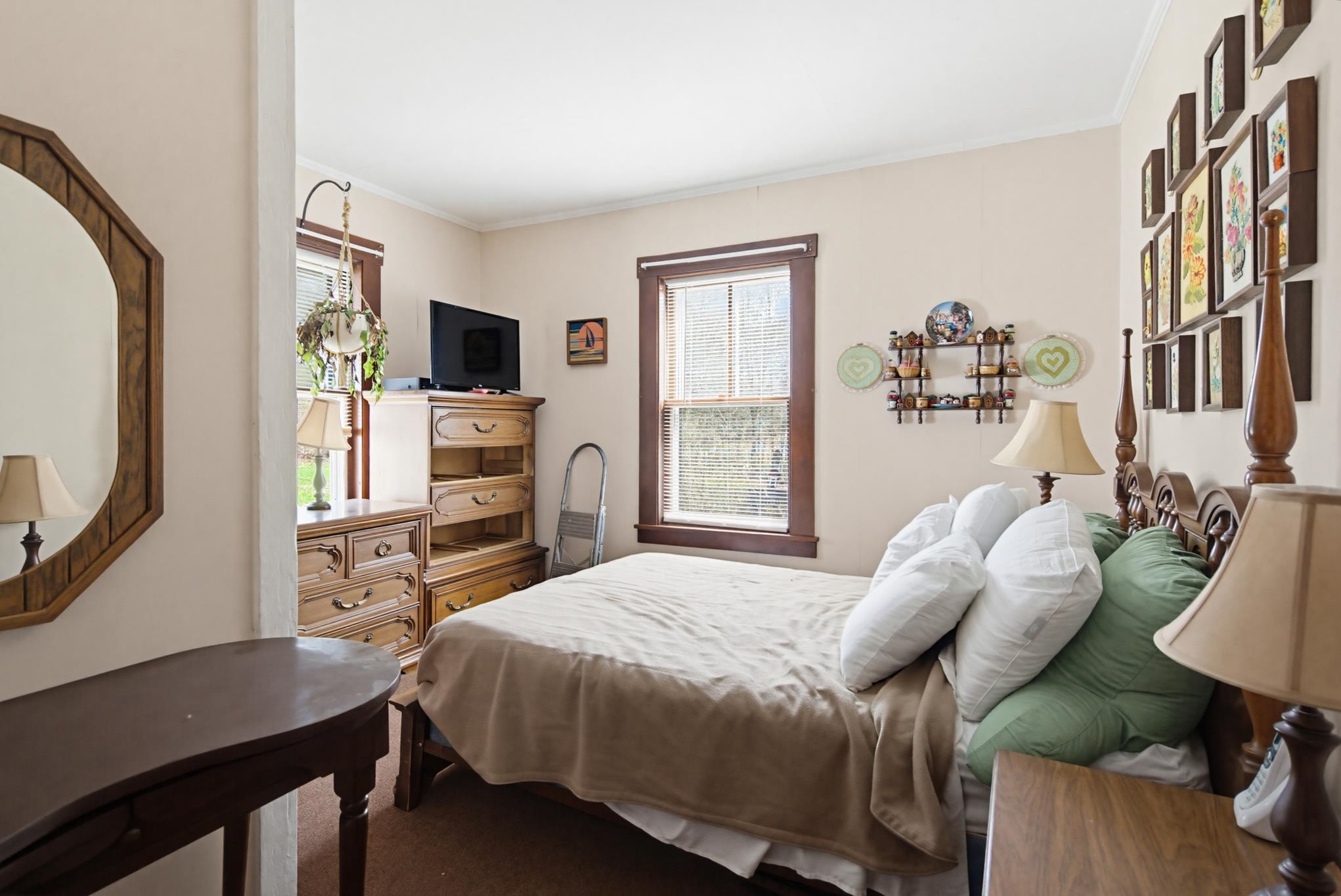 43 Old County Road North Deering, NH 03244 - Photo 17 of 40