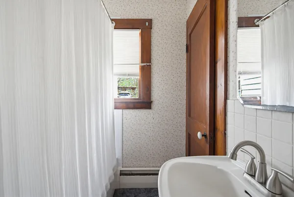 $225,000 | 43 Old County Road North, Deering, NH 03244