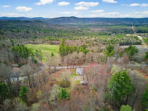 $225,000 | 43 Old County Road North, Deering, NH 03244