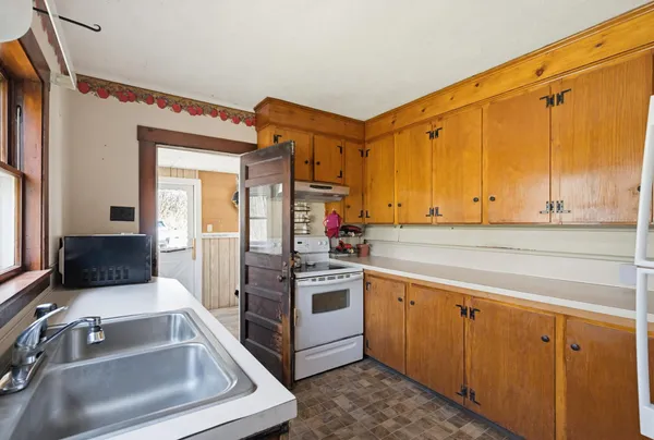 $225,000 | 43 Old County Road North, Deering, NH 03244