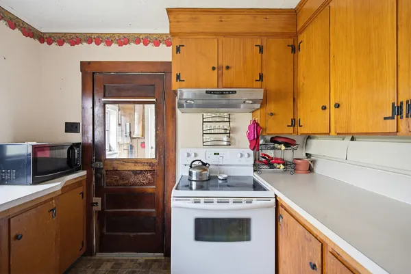 $225,000 | 43 Old County Road North, Deering, NH 03244