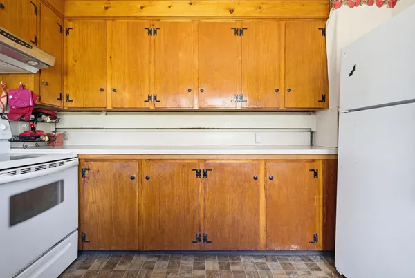 $225,000 | 43 Old County Road North, Deering, NH 03244