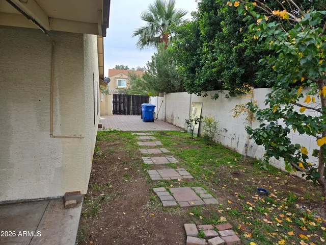 $2,500 | 4784 West Oraibi Drive, Glendale, AZ 85308