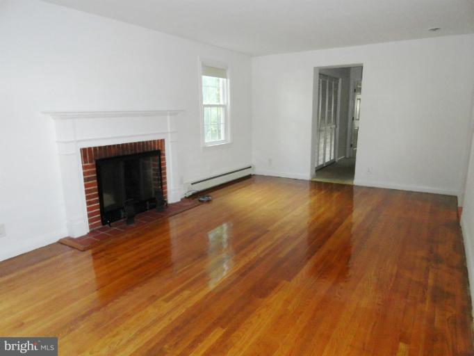 Living Room2