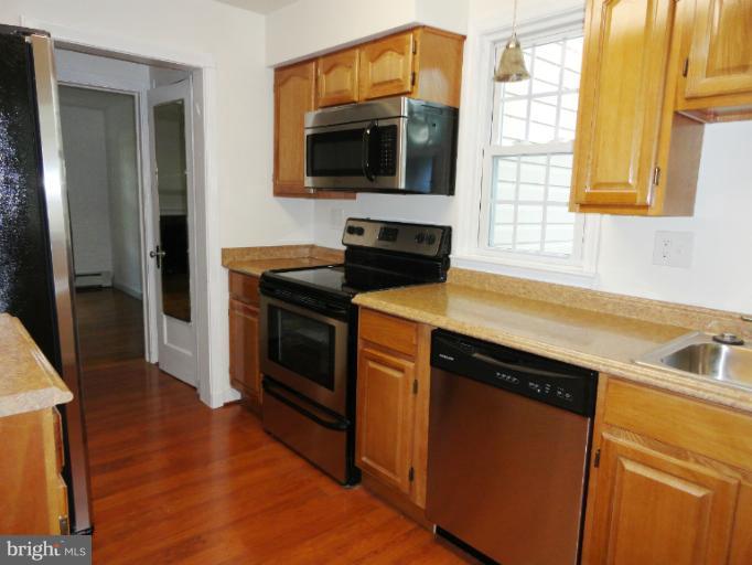 7025 Concord Road Baltimore, MD 21208 - Photo 8 of 26 Kitchen