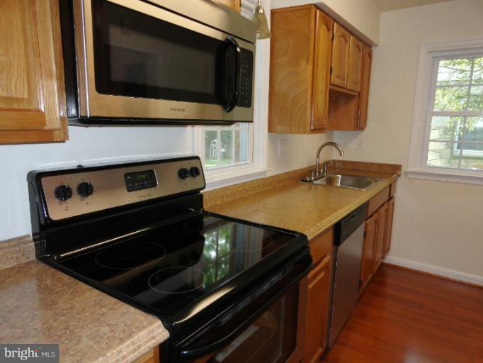 7025 Concord Road Baltimore, MD 21208 - Photo 10 of 26 Kitchen3