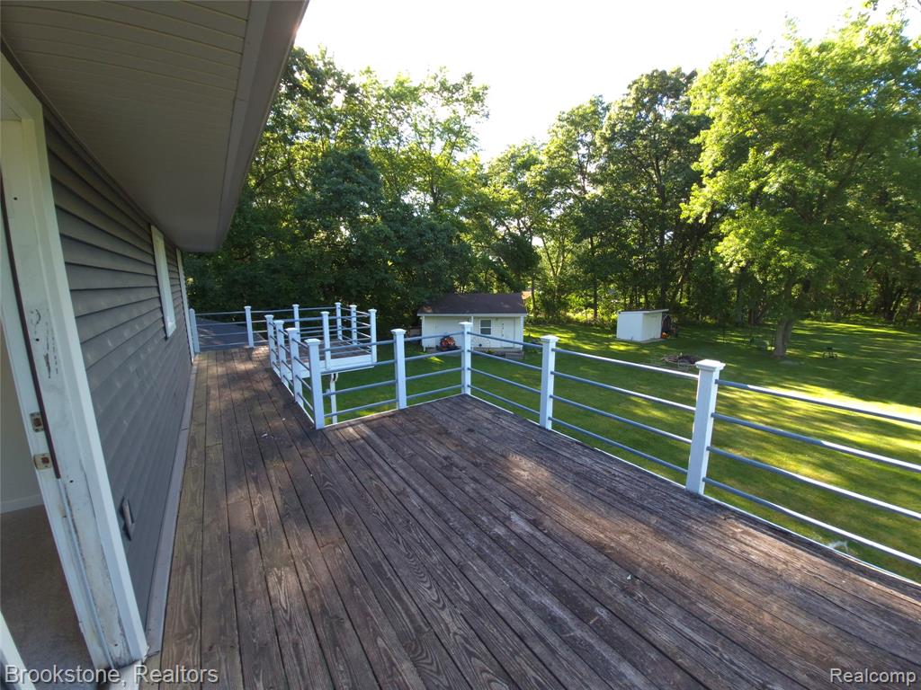 4890 Whipple Lake Road Clarkston, MI 48348 - Photo 35 of 40