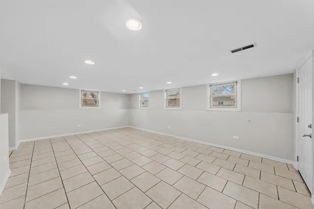 $340,000 | 156 Monterey Drive, Bolingbrook, IL 60440