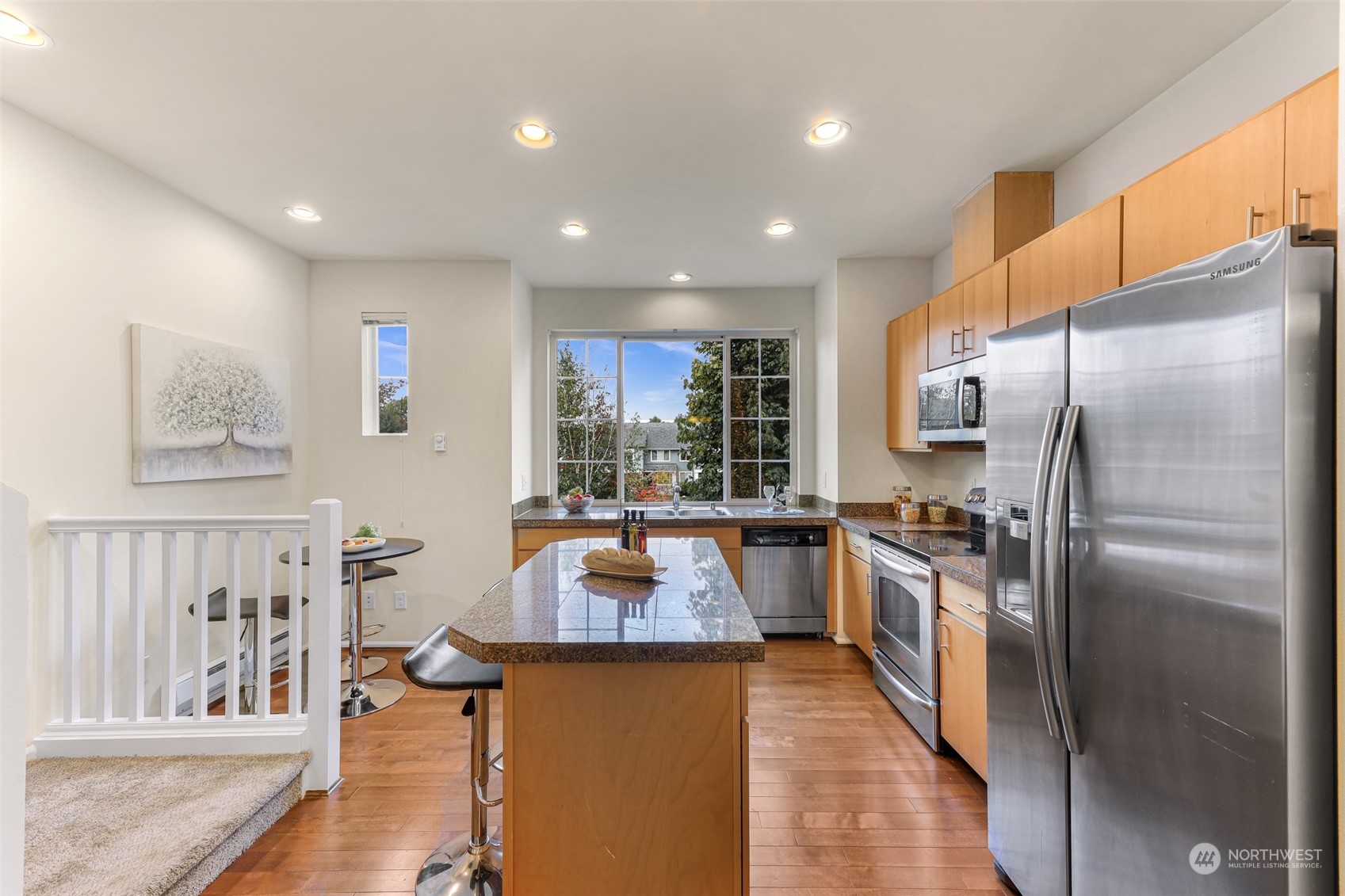 6414 High Point Drive Southwest Seattle, WA 98126 - Photo 11 of 40 Gallery Image 11