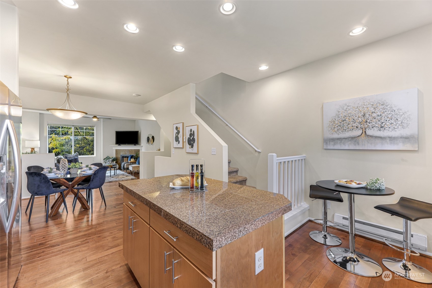 6414 High Point Drive Southwest Seattle, WA 98126 - Photo 16 of 40 Gallery Image 16