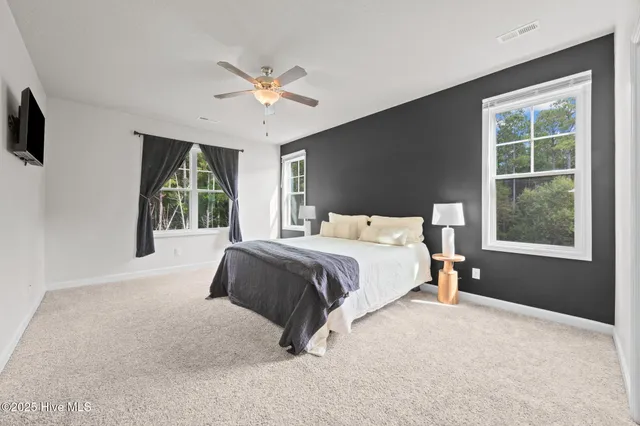 $1,800 | 407 Frisco Way, Holly Ridge, NC 28445