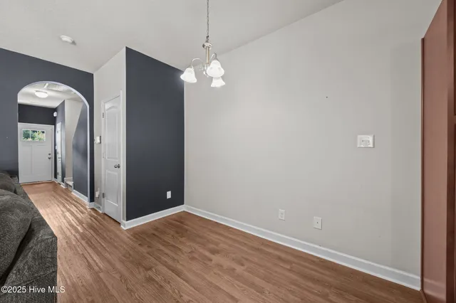 $1,800 | 407 Frisco Way, Holly Ridge, NC 28445