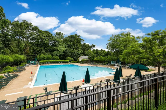 $824,900 | 15750 Chimney Rock Terrace, Woodbridge, VA 22193