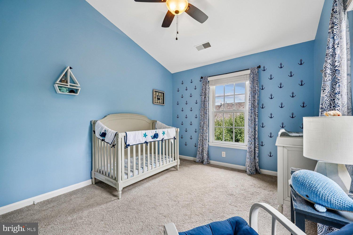 211 Ridgepoint Place Gaithersburg, MD 20878 - Photo 23 of 61 Second bedroom with ceiling fan