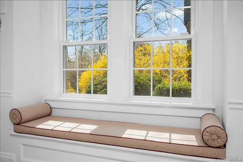 a close view of sink and tap