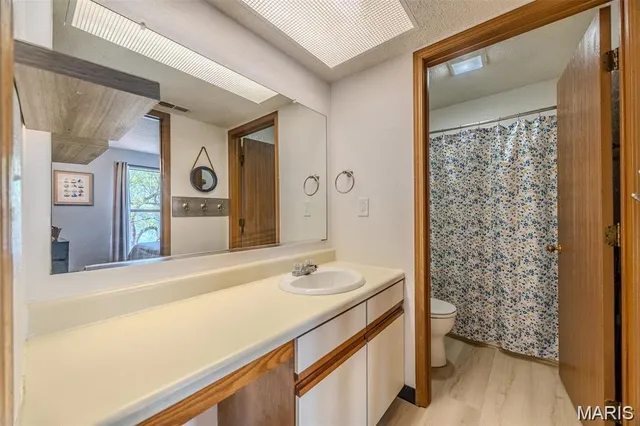 $180,000 | 256 Lone Oak Sunrise Beach, Unit 15, Sunrise Beach, MO 65079