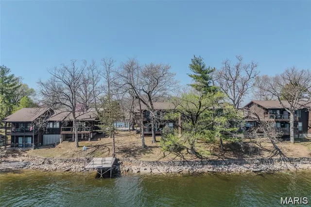 $180,000 | 256 Lone Oak Sunrise Beach, Unit 15, Sunrise Beach, MO 65079