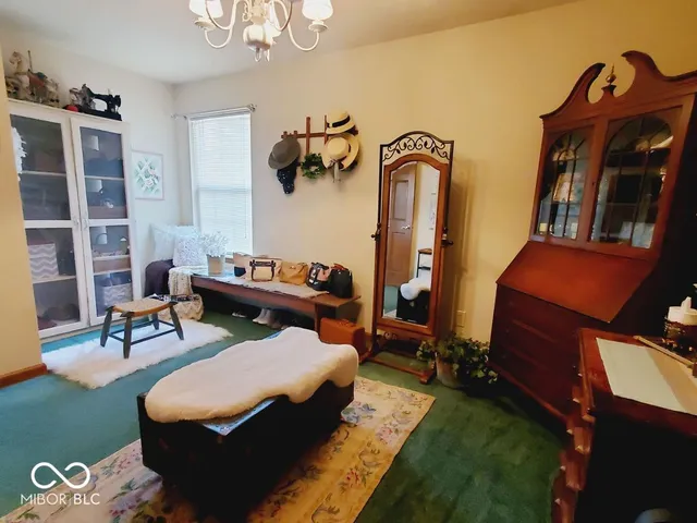 $279,000 | 11143 Oakspring Court, Indianapolis, IN 46239