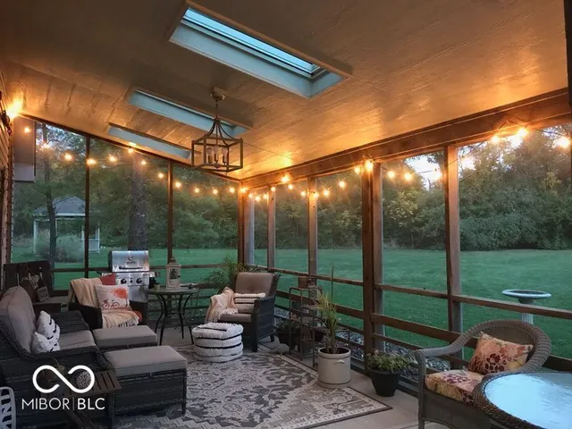 $279,000 | 11143 Oakspring Court, Indianapolis, IN 46239