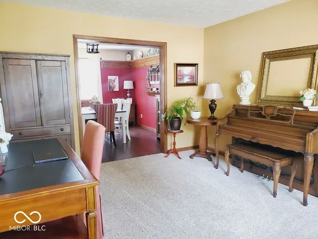 $279,000 | 11143 Oakspring Court, Indianapolis, IN 46239