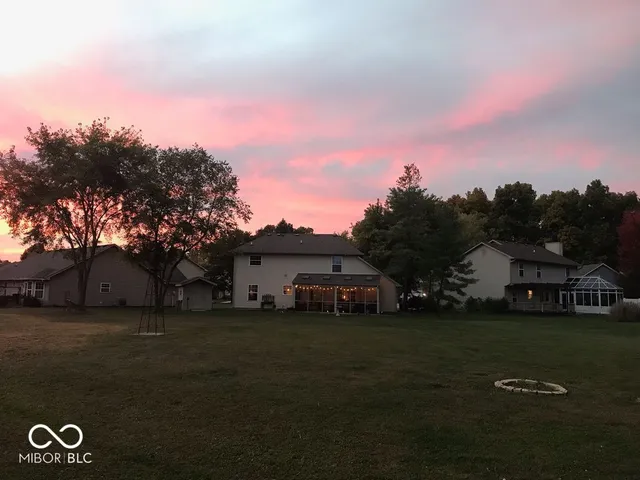 $279,000 | 11143 Oakspring Court, Indianapolis, IN 46239