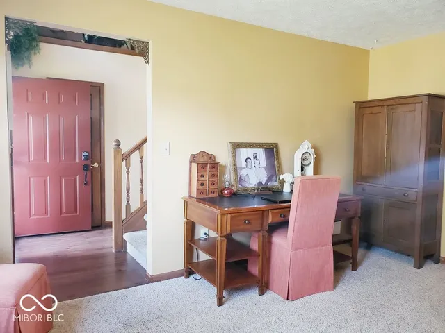 $279,000 | 11143 Oakspring Court, Indianapolis, IN 46239