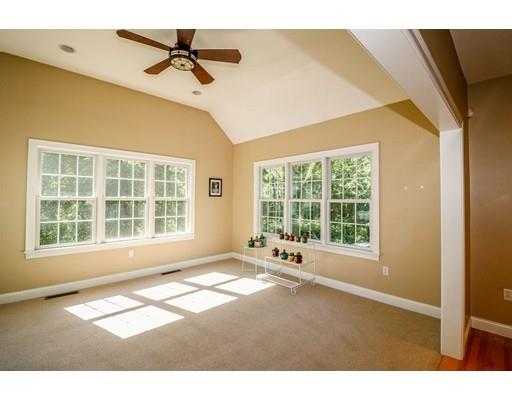 54 Roosevelt Road Wilmington, MA 01887 - Photo 17 of 42 Gallery Image 17