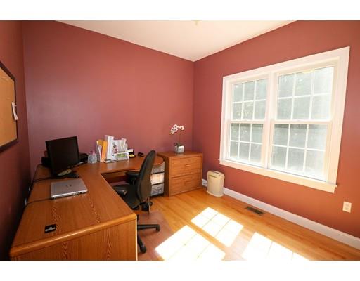 54 Roosevelt Road Wilmington, MA 01887 - Photo 24 of 42 Gallery Image 24