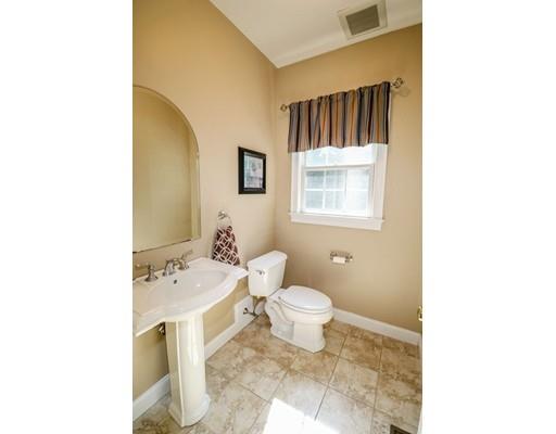 54 Roosevelt Road Wilmington, MA 01887 - Photo 25 of 42 Gallery Image 25