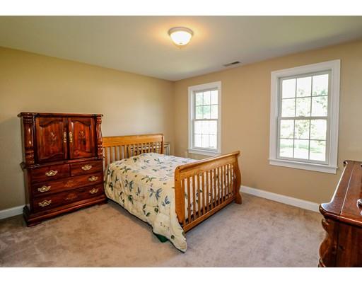 54 Roosevelt Road Wilmington, MA 01887 - Photo 29 of 42 Gallery Image 29