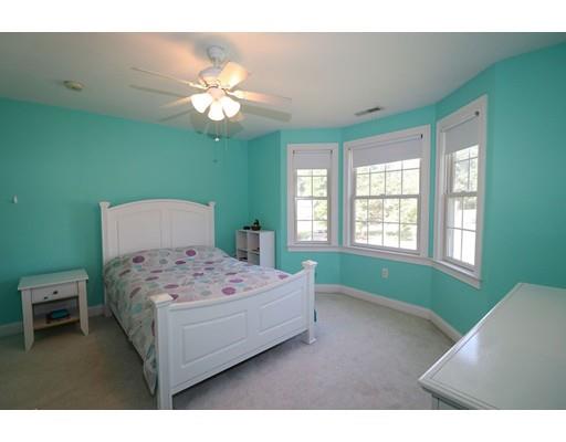 54 Roosevelt Road Wilmington, MA 01887 - Photo 30 of 42 Gallery Image 30