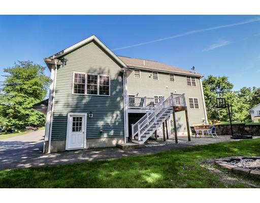 54 Roosevelt Road Wilmington, MA 01887 - Photo 4 of 42 Gallery Image 4