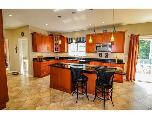 54 Roosevelt Road Wilmington, MA 01887 - Photo 8 of 42 Gallery Image 8