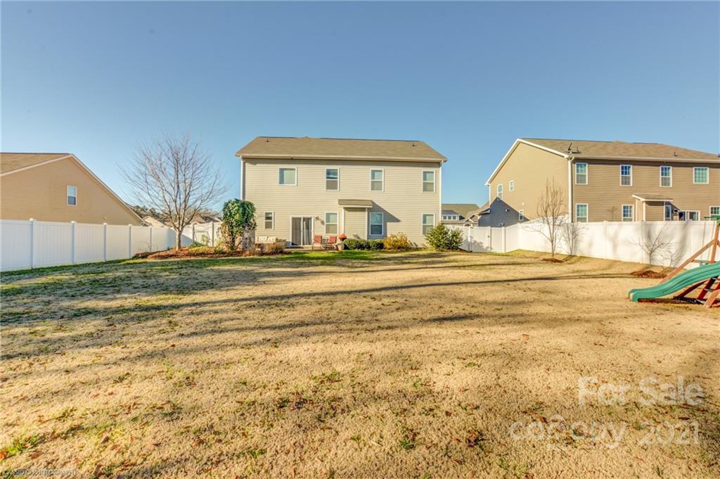 1034 Jack Pine Road Clover, SC 29710 - Photo 5 of 31 Gallery Image 5