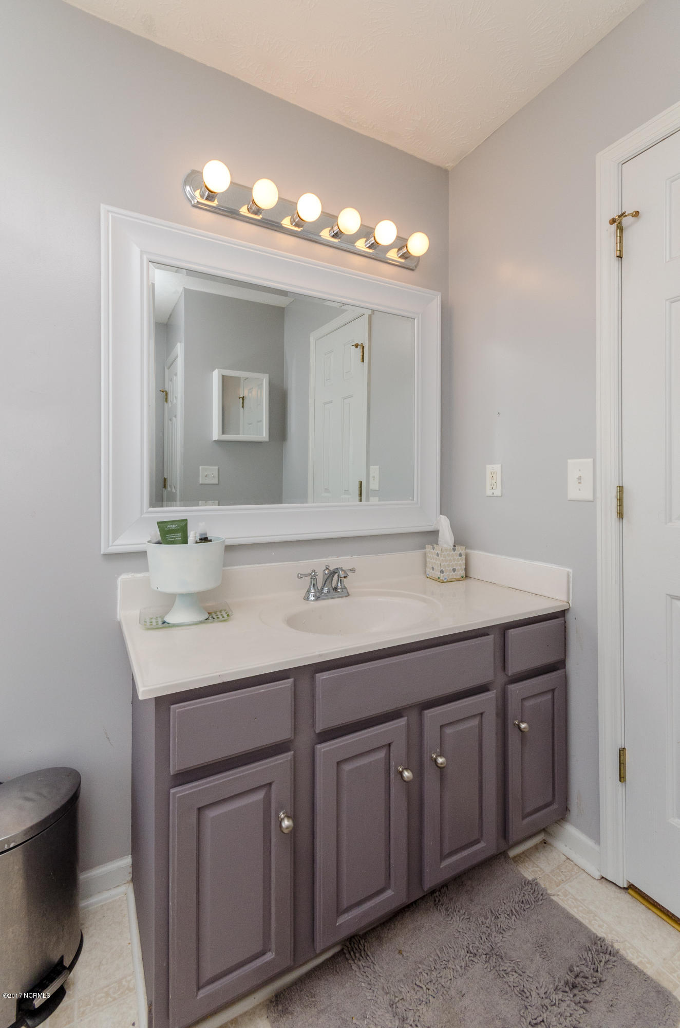 210 Rutherford Way Jacksonville, NC 28540 - Photo 25 of 40 20170131-20170131-DSC_0796