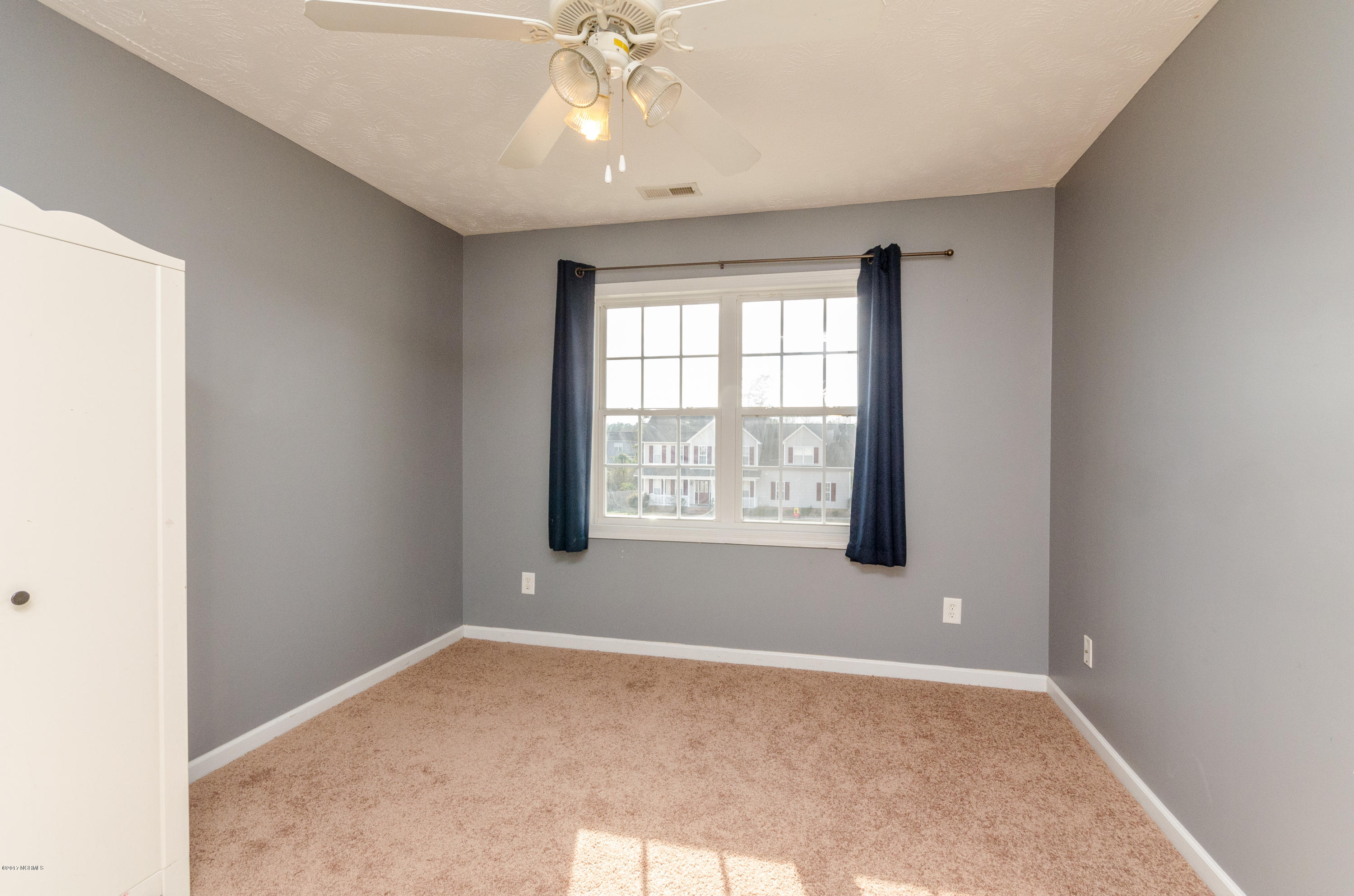 210 Rutherford Way Jacksonville, NC 28540 - Photo 30 of 40 20170131-20170131-DSC_0801