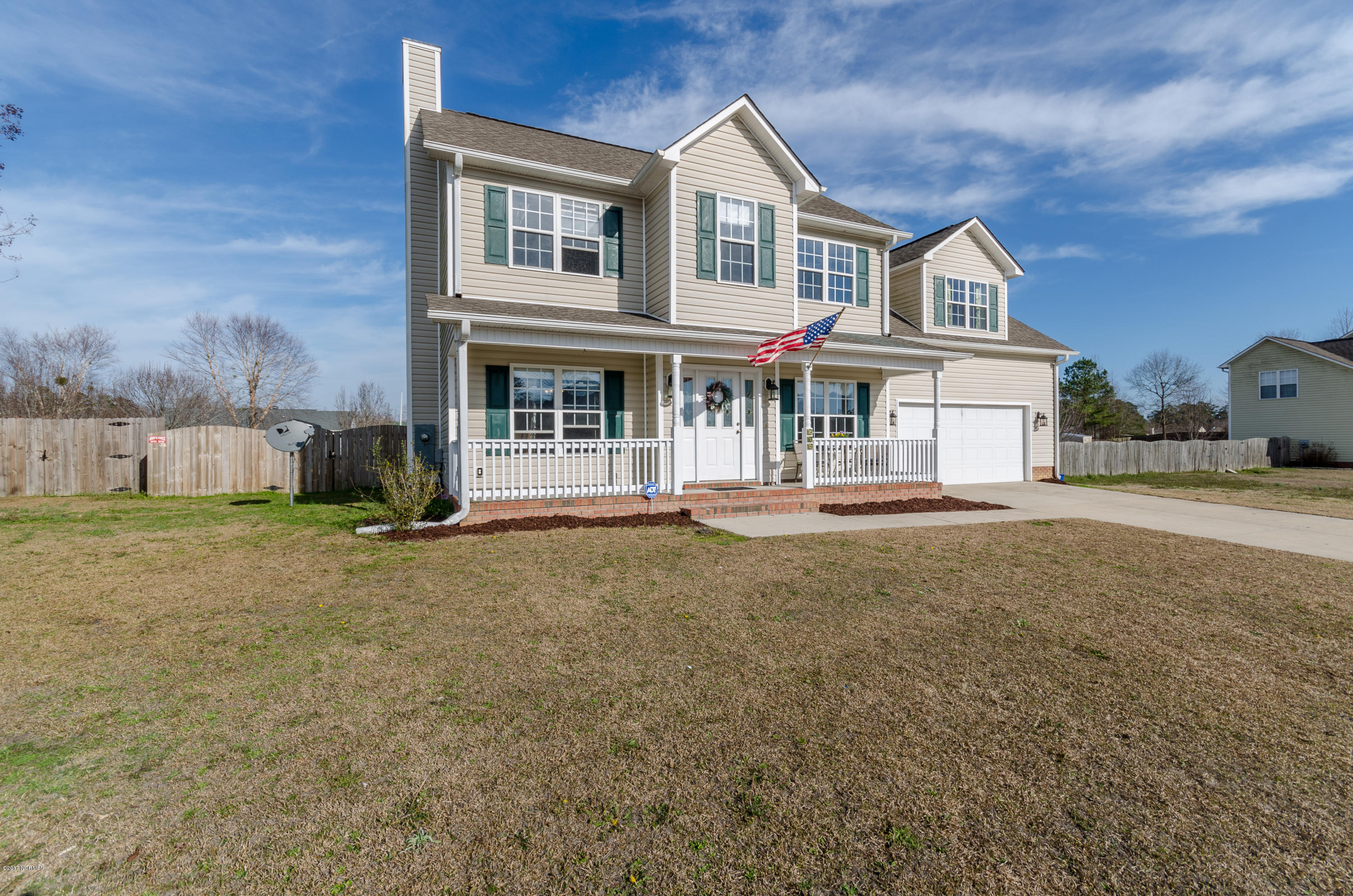 210 Rutherford Way Jacksonville, NC 28540 - Photo 3 of 40 20170131-20170131-DSC_0771