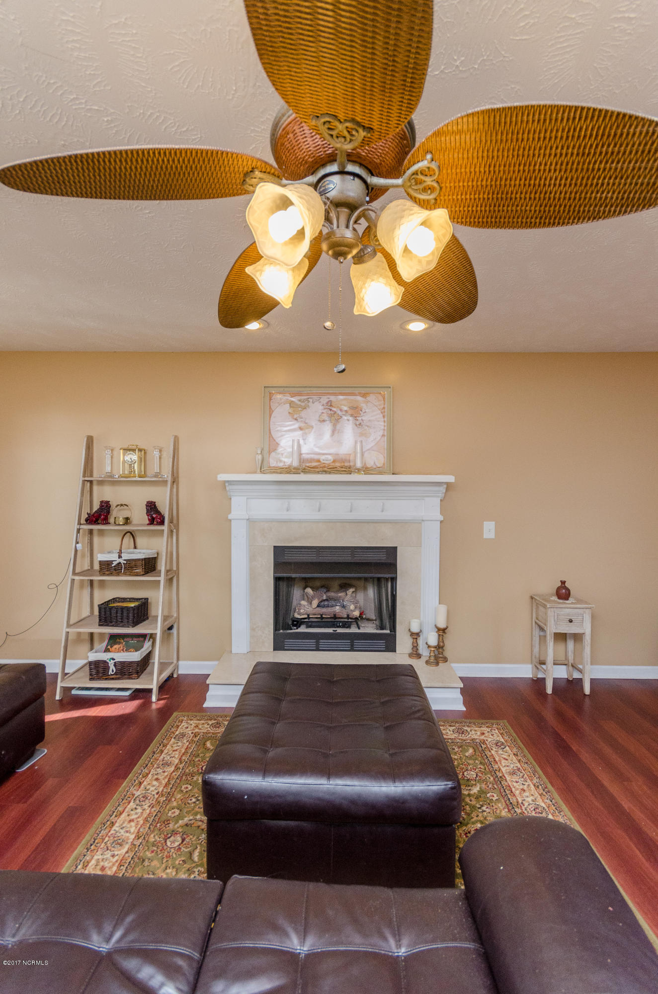 210 Rutherford Way Jacksonville, NC 28540 - Photo 8 of 40 20170131-20170131-DSC_0779