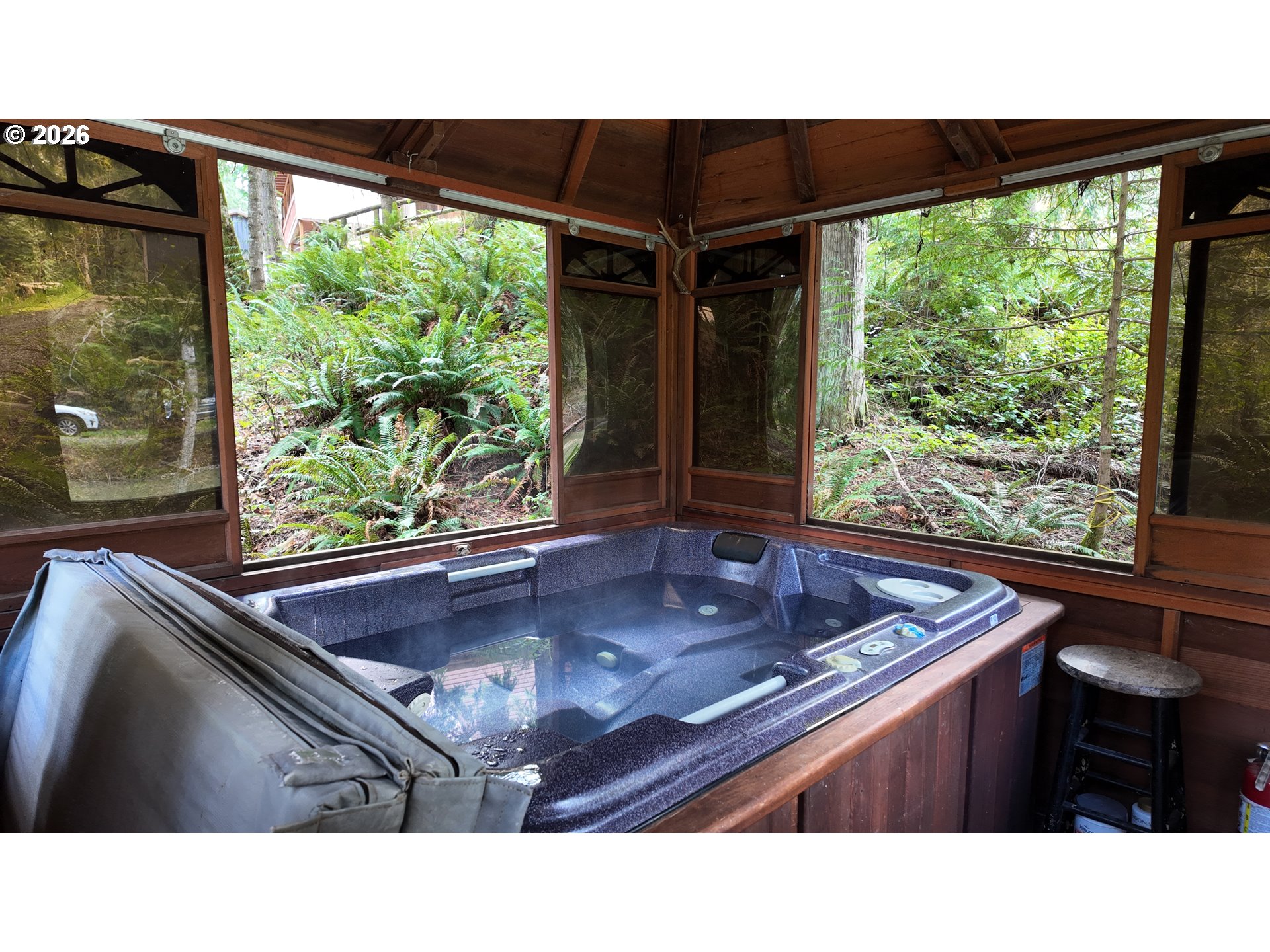 26022 South Elwood Road Colton, OR 97017 - Photo 39 of 46 Hot Tub