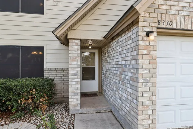 $245,000 | 8330 Bent Meadow Drive, Converse, TX 78109