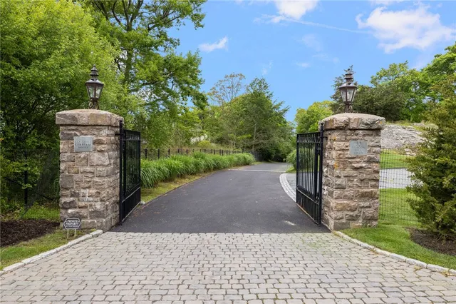 $5,750 | Ocean Drive, Newport, RI 02840