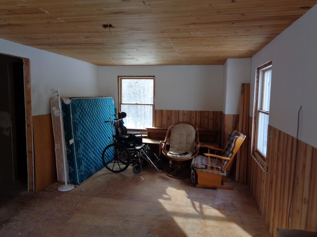 286 Medway Road Millinocket, ME 04462 - Photo 12 of 20 DSC06012 (Copy)