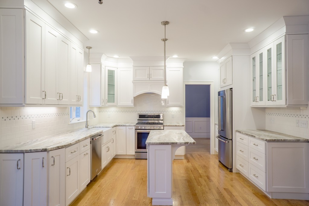 66 Russell Road Framingham, MA 01702 - Photo 3 of 29 Gallery Image 3