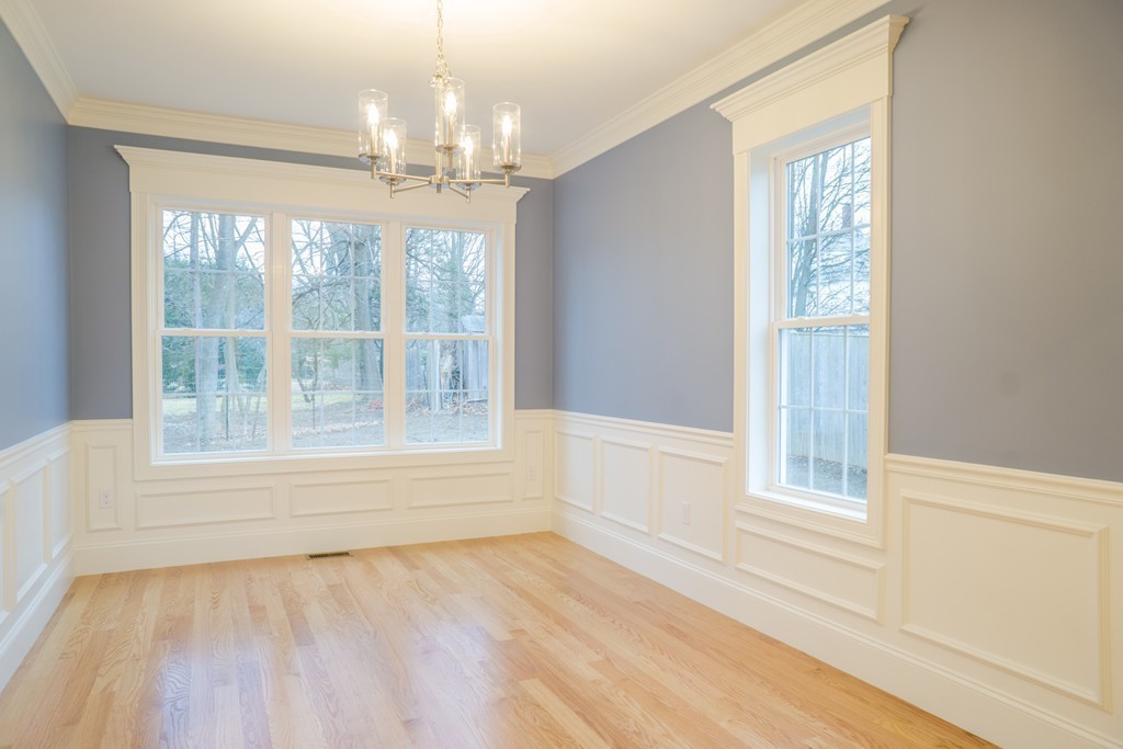 66 Russell Road Framingham, MA 01702 - Photo 8 of 29 Gallery Image 8