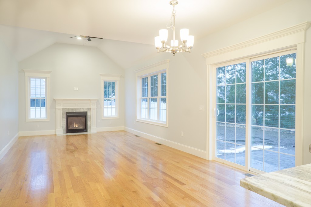 66 Russell Road Framingham, MA 01702 - Photo 10 of 29 Gallery Image 10