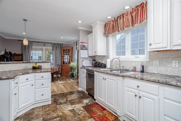 $440,000 | 141 Opal Lane, Gardner, MA 01440